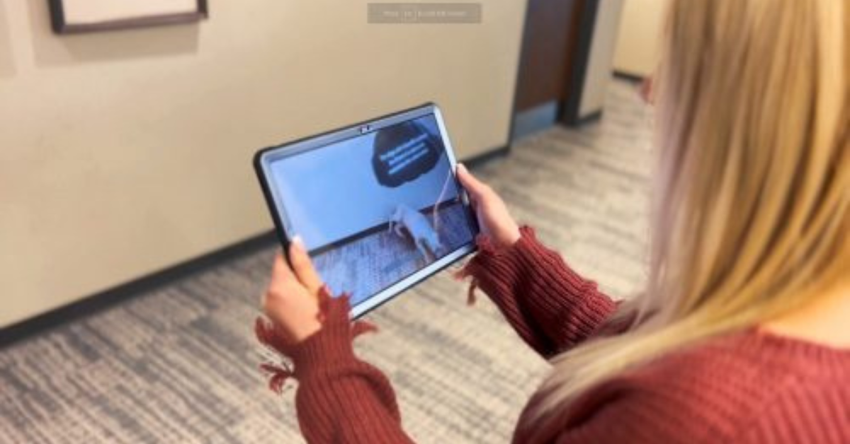 Harnessing the Power of AR/VR Animation in Advertising and Presentations